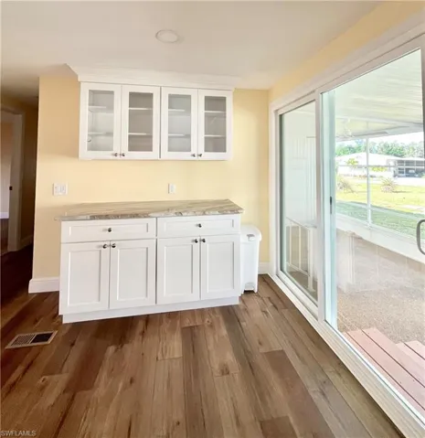 3036  Longview  LN, North Fort Myers, FL 33917