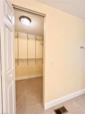 3036  Longview  LN, North Fort Myers, FL 33917