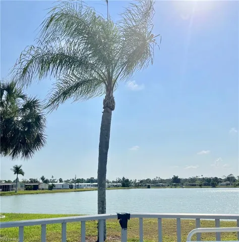 3036  Longview  LN, North Fort Myers, FL 33917