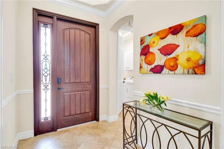 2930 Aviamar Cir, Naples, Florida 34114