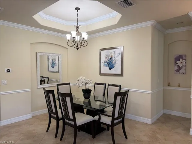 2930 Aviamar Cir, Naples, Florida 34114