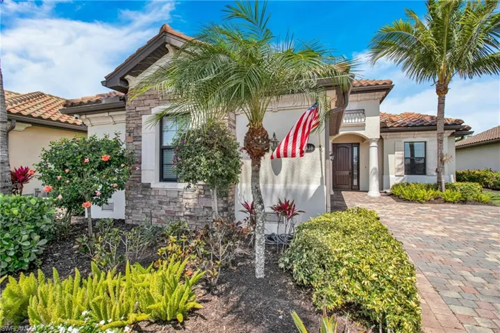 2930 Aviamar Cir, Naples, Florida 34114