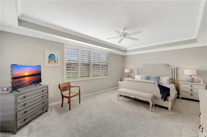 Spacious Main Bedroom with lovely Plantation shutters
