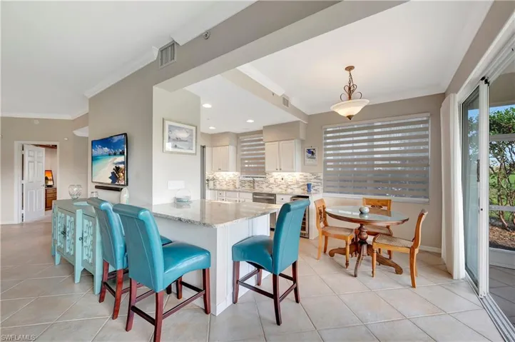 1635  Winding Oaks  WAY, Naples, FL 34109