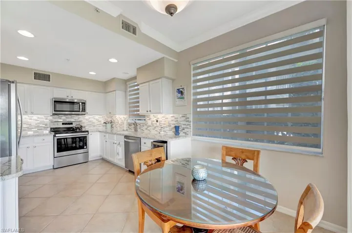 1635  Winding Oaks  WAY, Naples, FL 34109