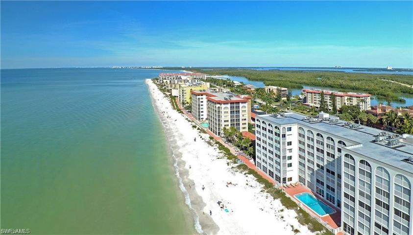 End unit-coastal views-miles of beach walking!