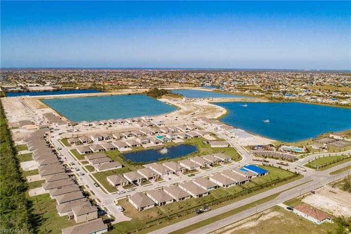 919 Stonewater Lake TER, CAPE CORAL FL 33993