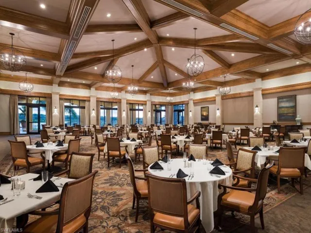 Clubhouse Formal Dining