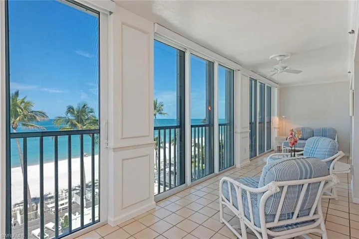 3377 Gulf Shore Blvd N 4d, Naples, Florida 34103