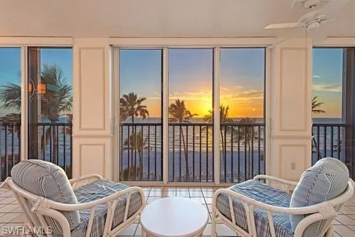 3377 Gulf Shore Blvd N 4d, Naples, Florida 34103