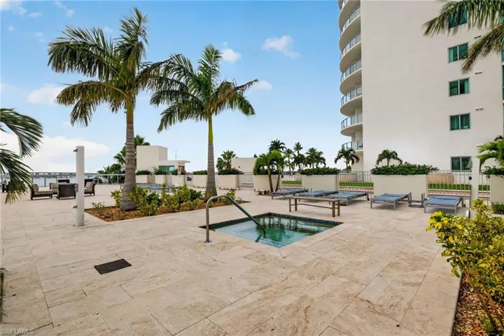 3000 Oasis Grand Blvd 2807, Fort Myers, Florida 33916