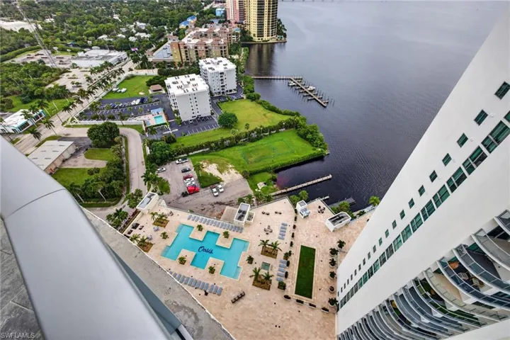 3000 Oasis Grand Blvd 2807, Fort Myers, Florida 33916