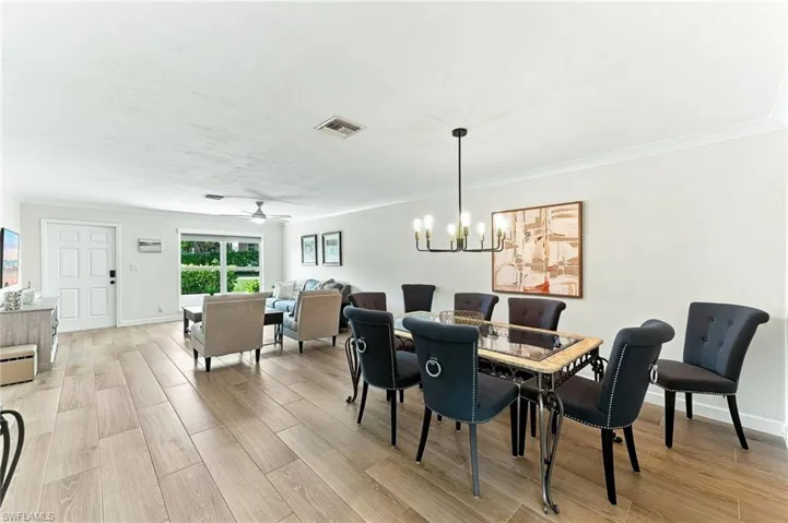 809 Palm View Dr 8, Naples, Florida 34110