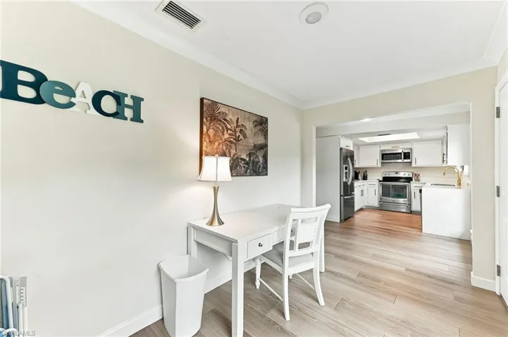 809 Palm View Dr 8, Naples, Florida 34110