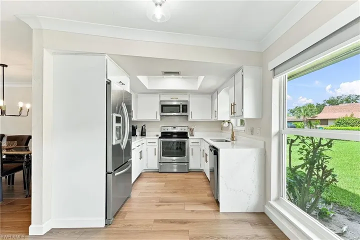 809 Palm View Dr 8, Naples, Florida 34110