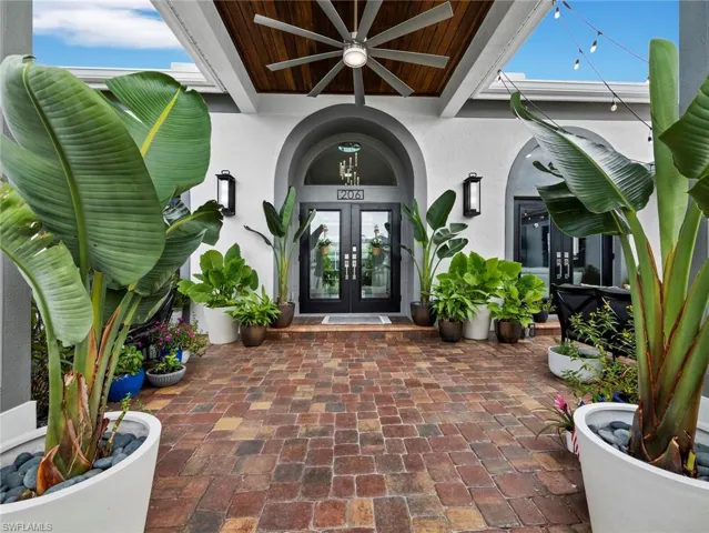 206 Four Knot Ln, Osprey, Florida 34229