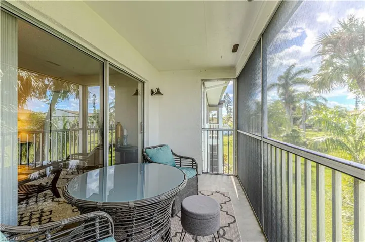 Lanai featuring plenty of natural light