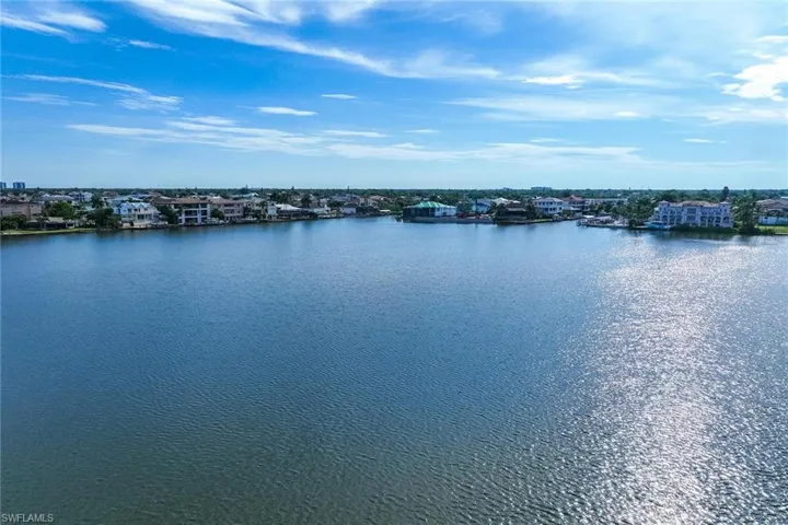 557 100th Ave N, Naples, Florida 34108