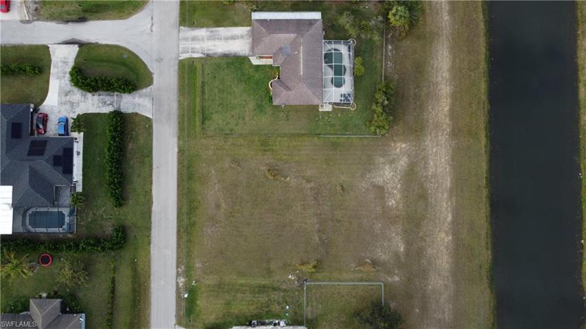 2702 Rita AVE N, LEHIGH ACRES FL 33971