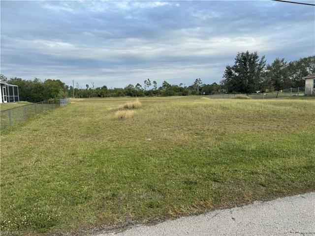 2702 Rita AVE N, LEHIGH ACRES FL 33971