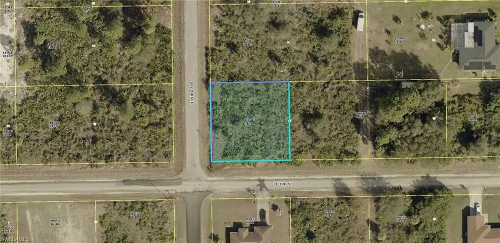 Aerial map of property and surrounding area