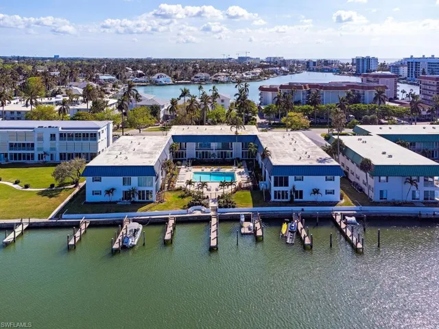 Aerial View of Belmont Court