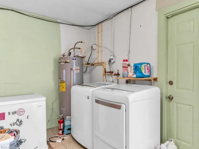 2422 Capri Dr, Fort Myers Fl 33916