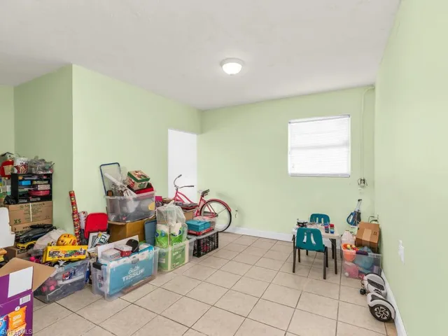 2422 Capri Dr, Fort Myers Fl 33916