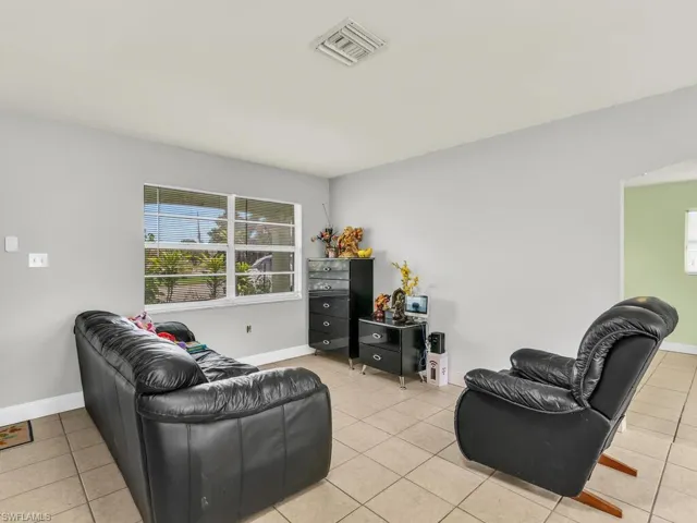 2422 Capri Dr, Fort Myers Fl 33916