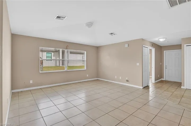 848  Holmes  AVE, Lehigh Acres, FL 33974