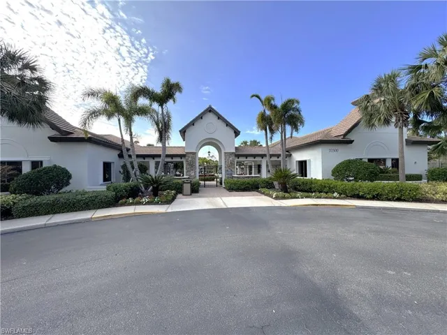 10475  Spruce Pine  CT, Fort Myers, FL 33913
