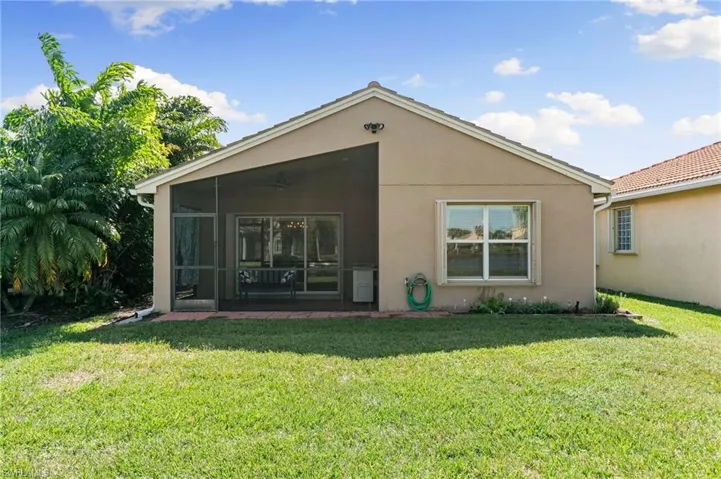 10475  Spruce Pine  CT, Fort Myers, FL 33913
