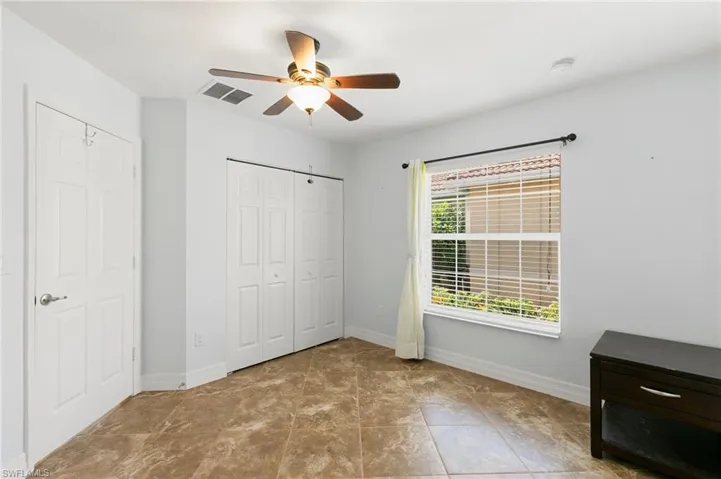10475  Spruce Pine  CT, Fort Myers, FL 33913