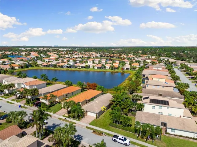 10475  Spruce Pine  CT, Fort Myers, FL 33913