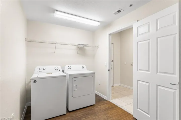 7975  Preserve  CIR, Naples, FL 34119