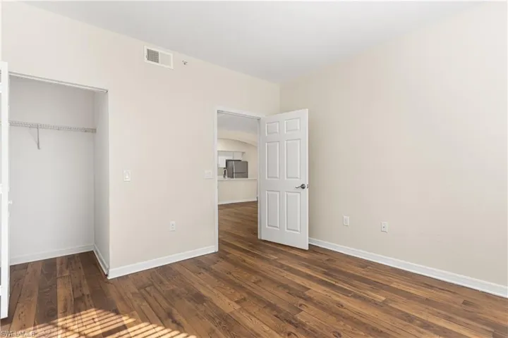 7975  Preserve  CIR, Naples, FL 34119