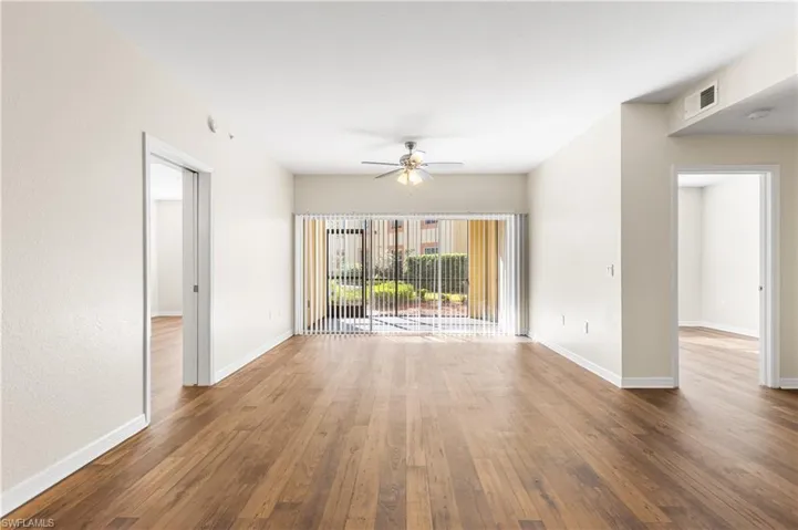 7975  Preserve  CIR, Naples, FL 34119
