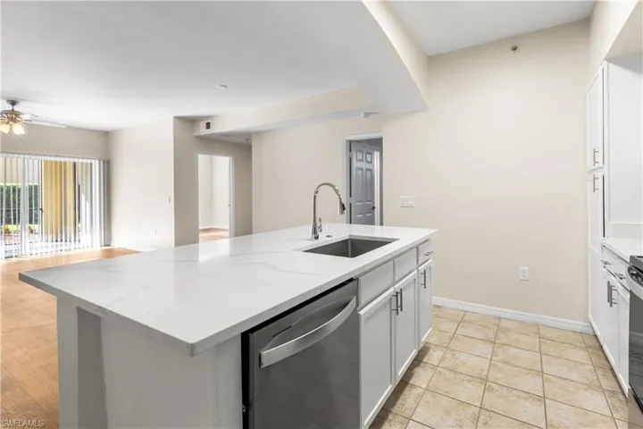 7975  Preserve  CIR, Naples, FL 34119