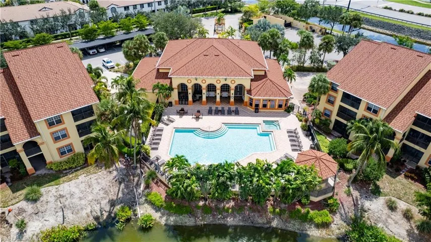 7975  Preserve  CIR, Naples, FL 34119