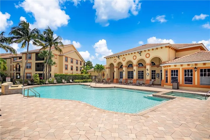 7975  Preserve  CIR, Naples, FL 34119