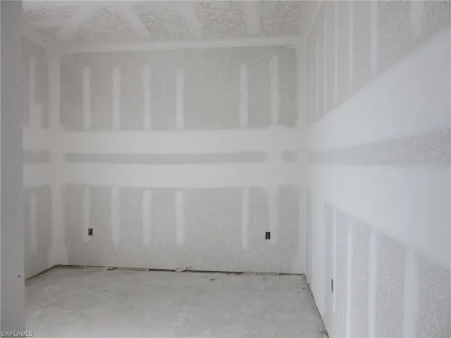 702 E 15th St, Lehigh Acres, Florida 33972