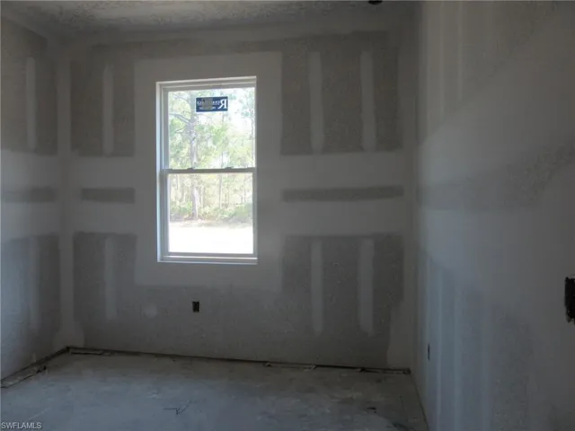 702 E 15th St, Lehigh Acres, Florida 33972
