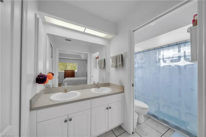 1118 Se 5th Pl, Cape Coral, Florida 33990