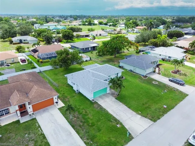 1118 Se 5th Pl, Cape Coral, Florida 33990