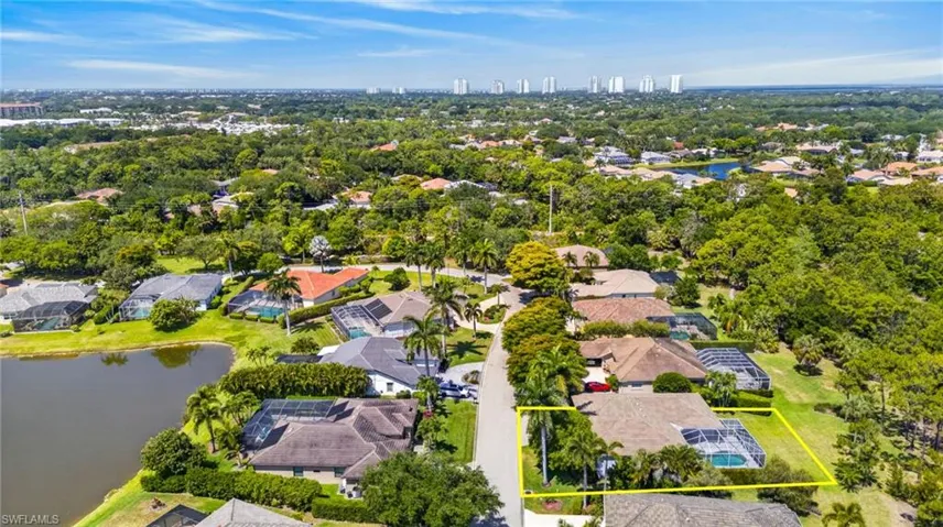 9550  Cedar Creek  DR, Bonita Springs, FL 34135