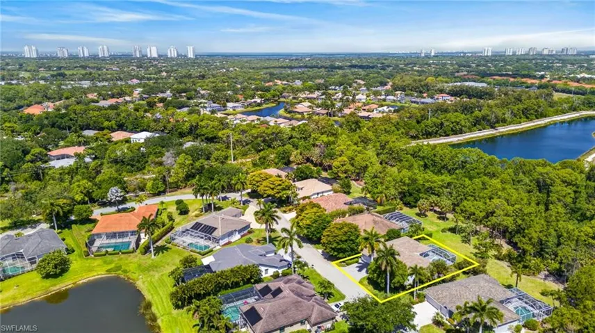 9550  Cedar Creek  DR, Bonita Springs, FL 34135