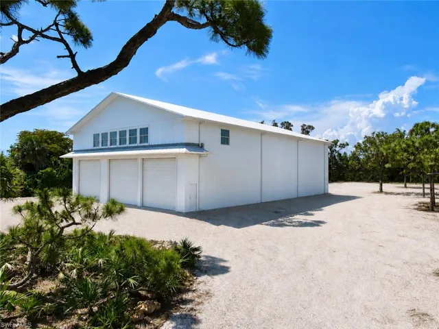 6690 Pineland Rd, Bokeelia, Florida 33922