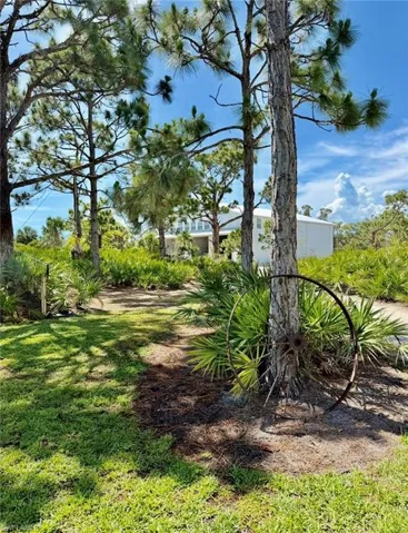 6690 Pineland Rd, Bokeelia, Florida 33922