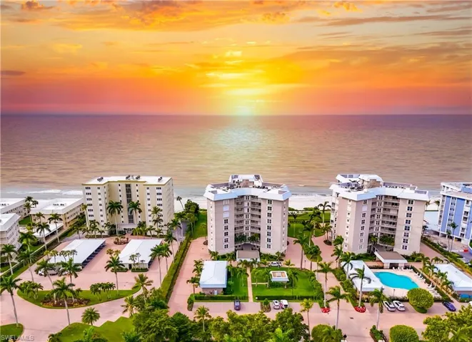 2905 Gulf Shore Blvd N 803, Naples, Florida 34103