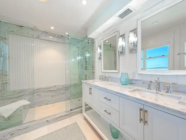 2905 Gulf Shore Blvd N 803, Naples, Florida 34103